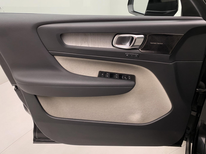 Volvo XC40 D4 AWD INSCRIPTION AUT CZ 2.0 d