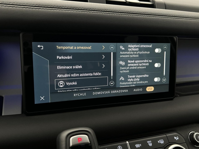 Land Rover Defender 110 D300 X-DYNAMIC 3.0 d Dynamic