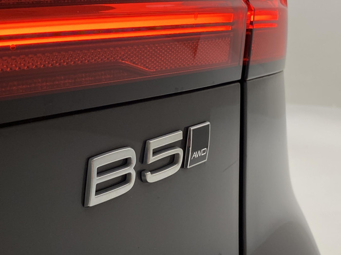 Volvo V90 CC B5 AWD MOMENTUM AUT CZ 2.0 CC CC Momentum