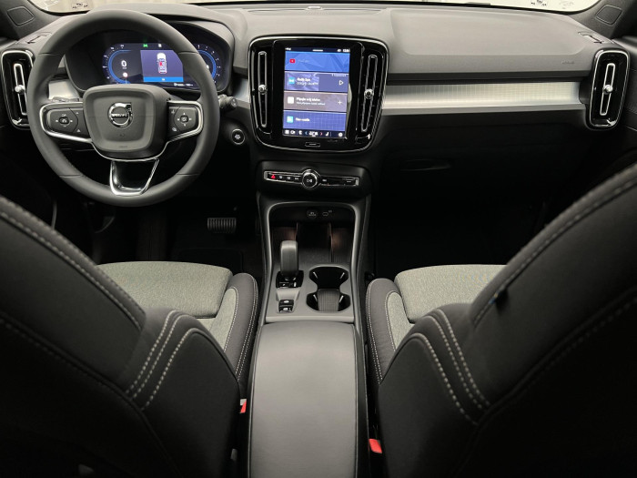 Volvo XC40 B4 CORE AUT 1.maj.