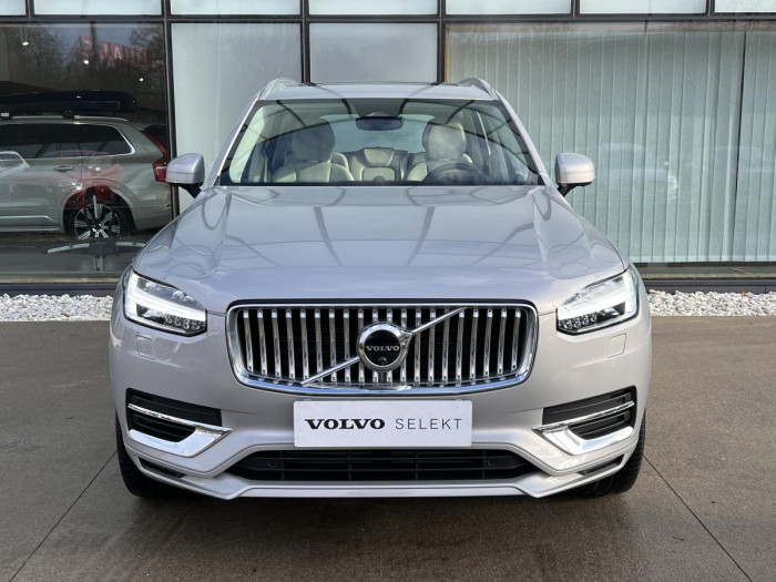 Volvo XC90 T8 AWD ULT. BRIGHT 7MÍSTNÁ Aut