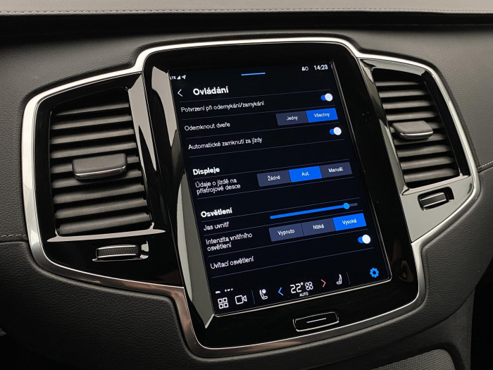 Volvo XC90 B5 AWD PLUS BRIGHT CZ 1.maj