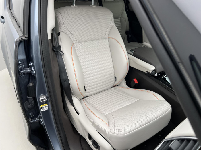 Land Rover Discovery 3.0 TDV6 HSE AWD Aut CZ