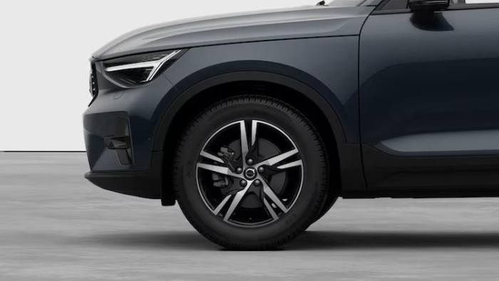 Volvo XC40 B3 DARK PLUS AUT