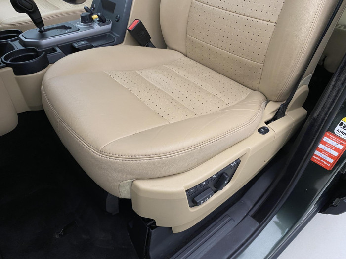 Land Rover Discovery 3 TDV6 HSE AWD REZERVACE