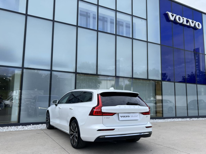 Volvo V60 B4 PLUS BRIGHT Aut 1.maj.