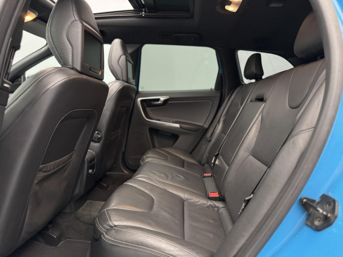 Volvo XC60 D5 AWD R-Design AUT CZ 2.4 d
