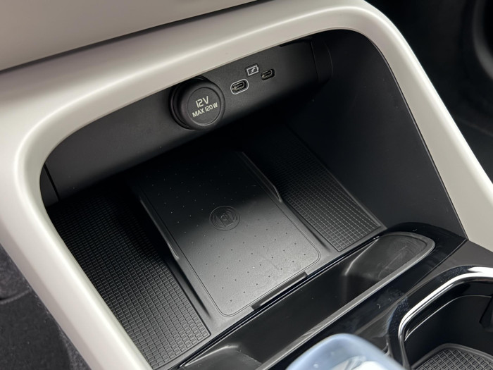 Volvo XC40 B3 AUT DARK PLUS