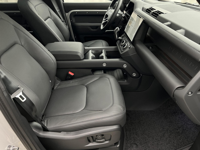 Land Rover Defender 110 D350 X-DYNAMIC HSE AWD Aut 3.0 d Dynamic