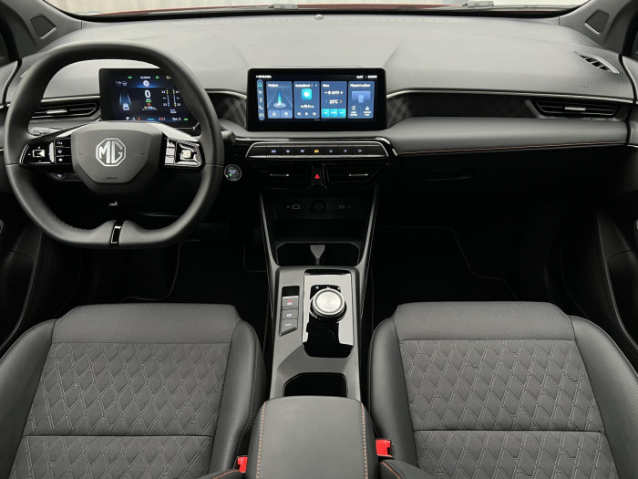 MG MG3 EXCLUSIVE HYBRID+ AUT CZ 1.maj 1.5 Exclusive