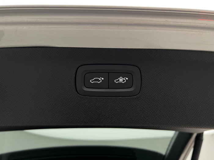 Volvo XC90 T8 AWD RECHARGE ULTRA DARK AUT