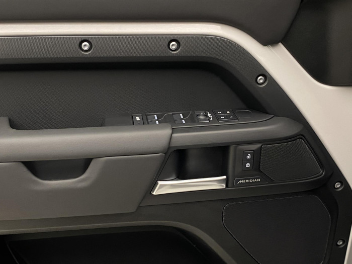 Land Rover Defender 110 D350 X-Dynamic HSE 3.0 d Dynamic