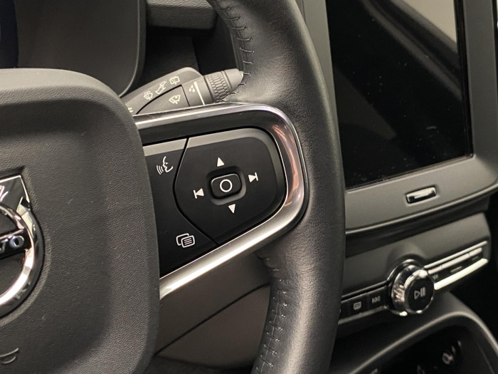 Volvo XC40 T2 MOMENTUM AUT CZ 1.5 Momentum