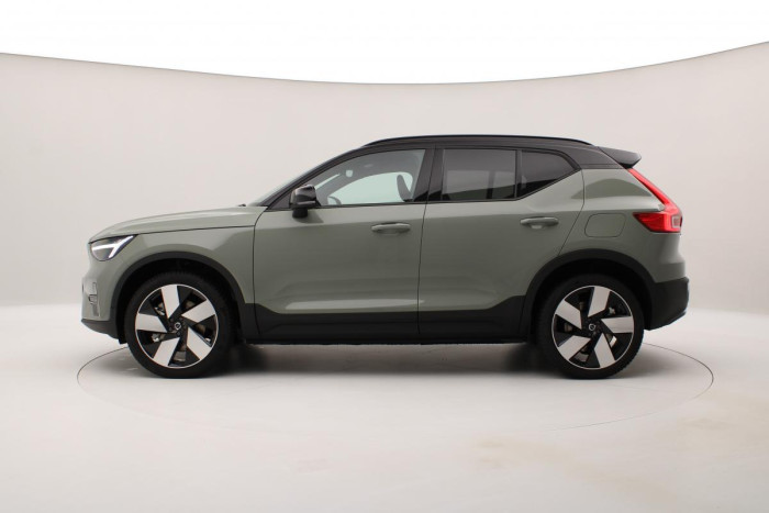Volvo XC40 PURE ELECTRIC RECHARGE PLUS Plus