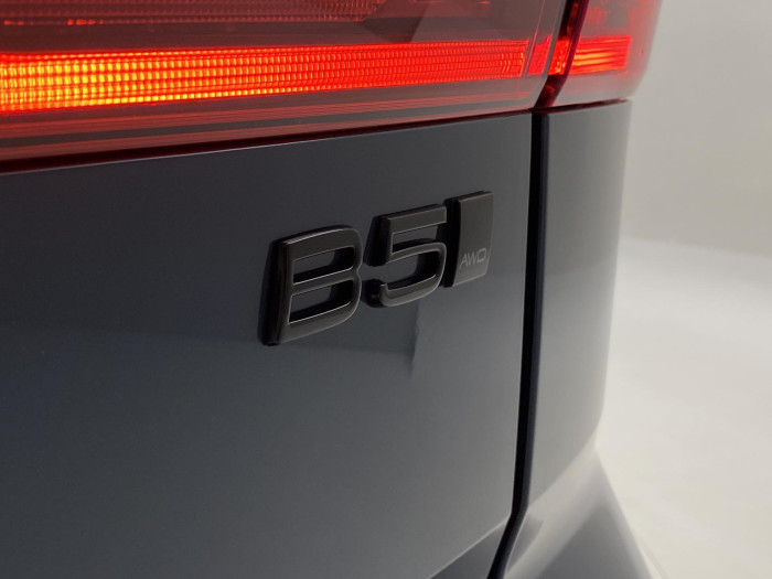 Volvo XC60 B5 AWD AUT ULTRA BLACK EDITION 2.0 Edition