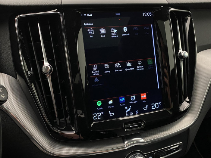 Volvo XC60 T8 AWD TWIN ENGINE R-DESIGN