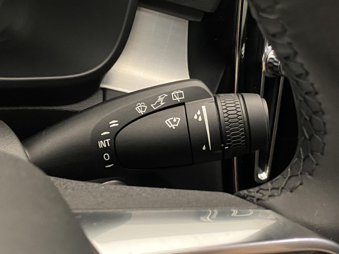 Volvo XC40 B3 AUT DARK PLUS