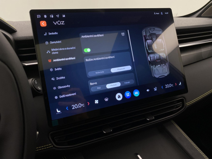 Lynk & Co 01 01 MORE PHEV DEMO