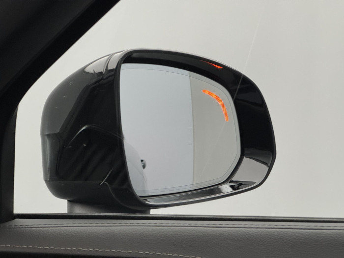 Volvo XC90 B5 AWD R-DESIGN AUT CZ