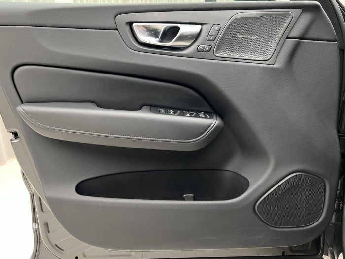 Volvo XC60 T6 AWD RECHARGE ULTRA BRIGHT