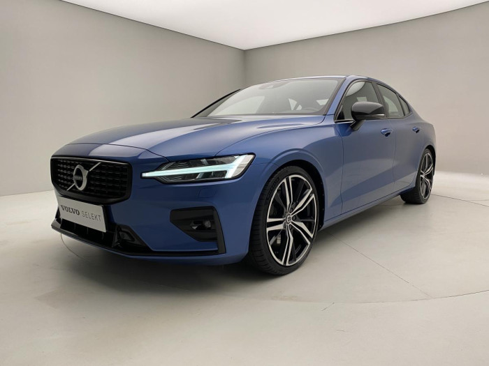 Volvo S60 B5 AWD R-DESIGN AUT REZERVACE