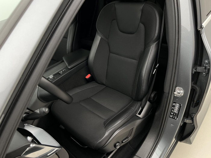 Volvo XC60 D3 MOMENTUM 1.maj. 2.0 d Momentum