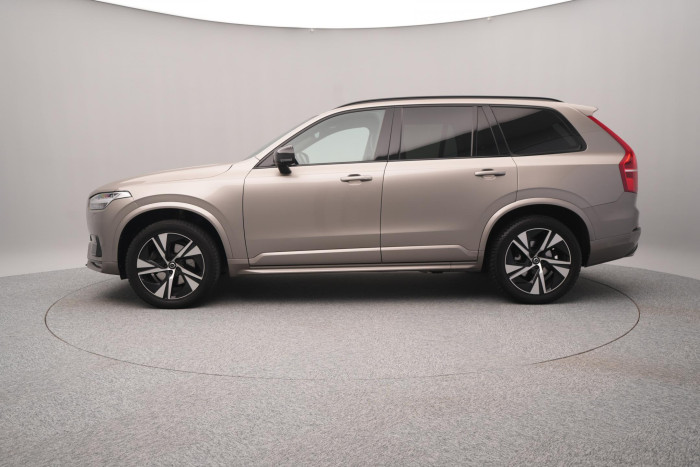 Volvo XC90 B5 AWD R-DESIGN AUT CZ