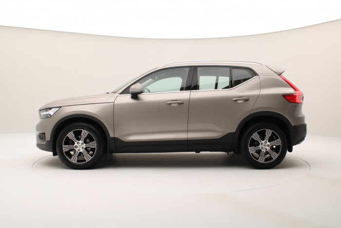 Volvo XC40 D3 INSCRIPTION REZERVACE 2.0 d
