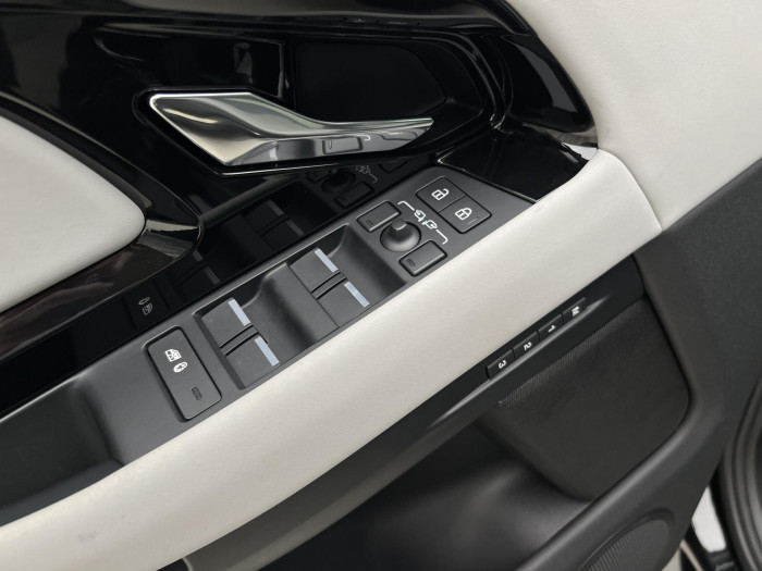 Land Rover Range Rover Evoque P250 DYNAMIC SE AWD AUT CZ 2.0 Dynamic SE