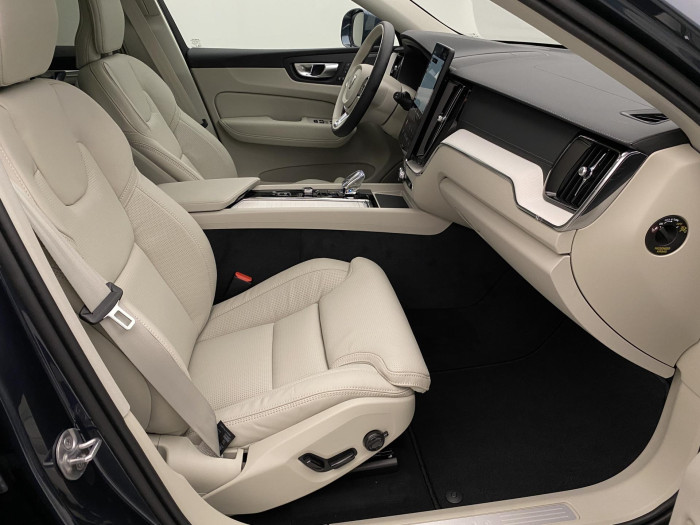 Volvo XC60 B5 AWD AUT BRIGHT ULTRA