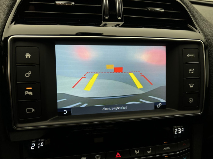 Jaguar F-Pace 20d R-SPORT AWD AUT CZ 2.0 d Sport