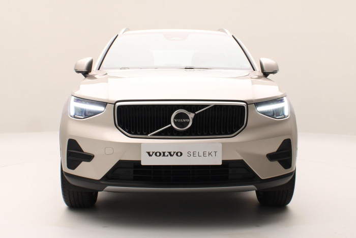 Volvo XC40 B3 CORE AUT CZ 1.maj