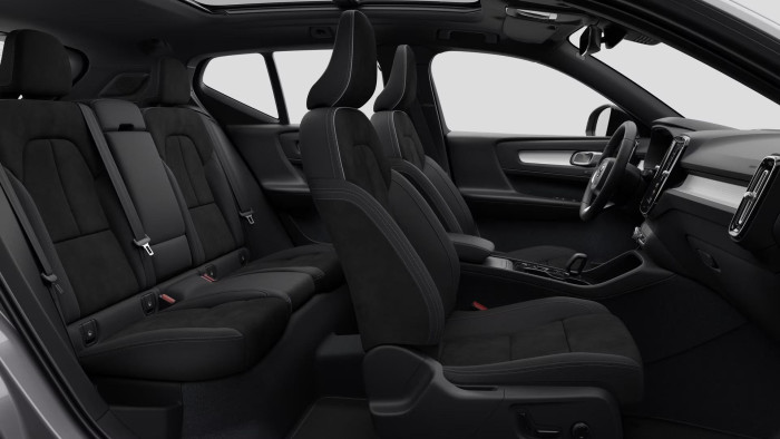 Volvo XC40 B4 AUT DARK PLUS