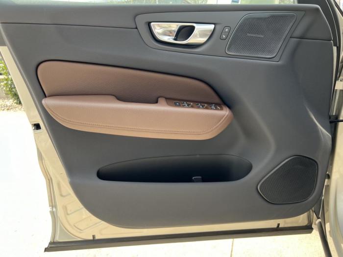 Volvo XC60 T6 AWD RECHARGE INSCRIPTION