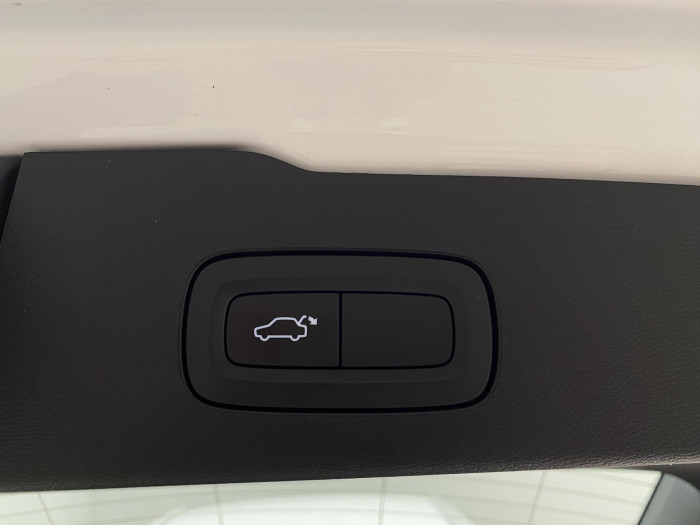 Volvo V60 CC D4 AWD MOMENTUM AUT CZ 2.0 d CC CC Momentum