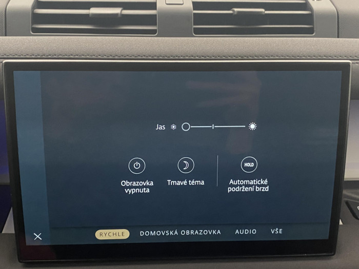 Land Rover Defender 110 D250 SE AWD AUT REZERVACE 3.0 d SE