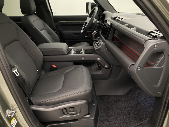 Land Rover Defender 110 P425 X-DYNAMIC HSE AWD AUT 5.0 Dynamic