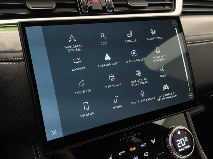 Jaguar F-Pace P250 R-DYNAMIC SE REZERVACE 2.0 Dynamic SE