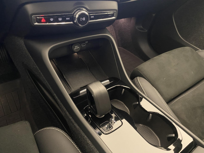 Volvo XC40 RECHARGE TWIN ENGINE PLUS CZ