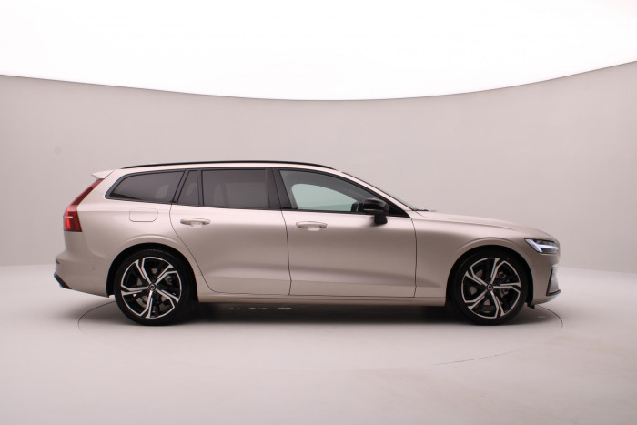 Volvo V60 B4 AUT DARK PLUS