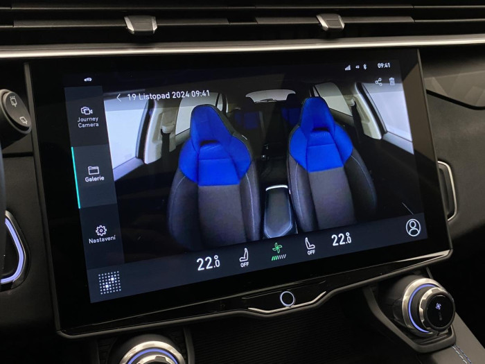 Lynk & Co 01 PHEV DCT AUT 1.maj