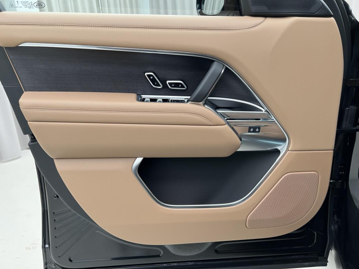 Land Rover Range Rover D350 HSE SWB AWD Aut REZERVACE 3.0 d