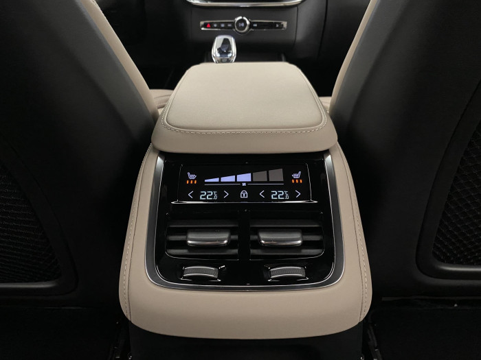 Volvo XC90 T8 AWD RECHARGE BRIGHT PLUS 7m
