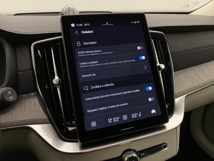 Volvo XC90 T8 AWD RECHARGE DARK ULTRA 7m