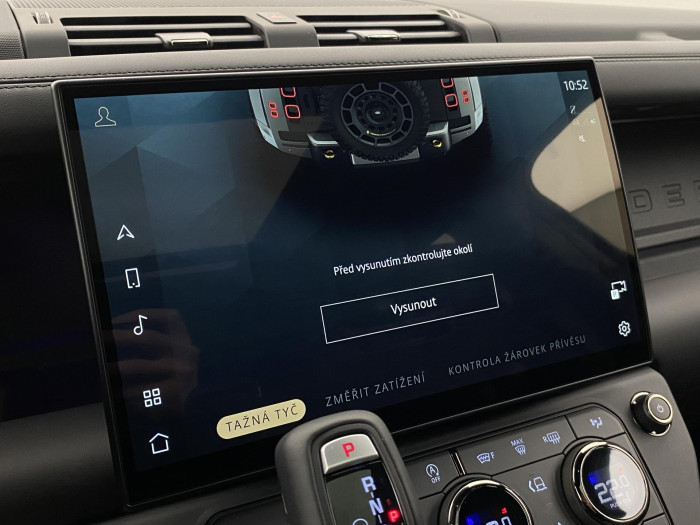 Land Rover Defender OCTA BLACK P635