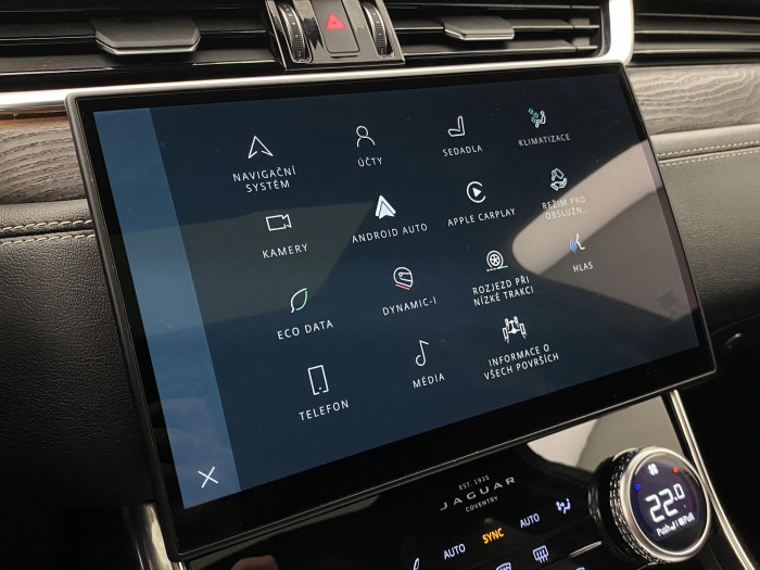 Jaguar XF D200 R-DYNAMIC SE AWD AUT 2.0 d Dynamic SE