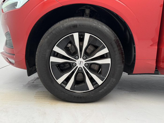 Volvo XC60 B4 AWD MOMENTUM PRO CZ 2.0 Momentum
