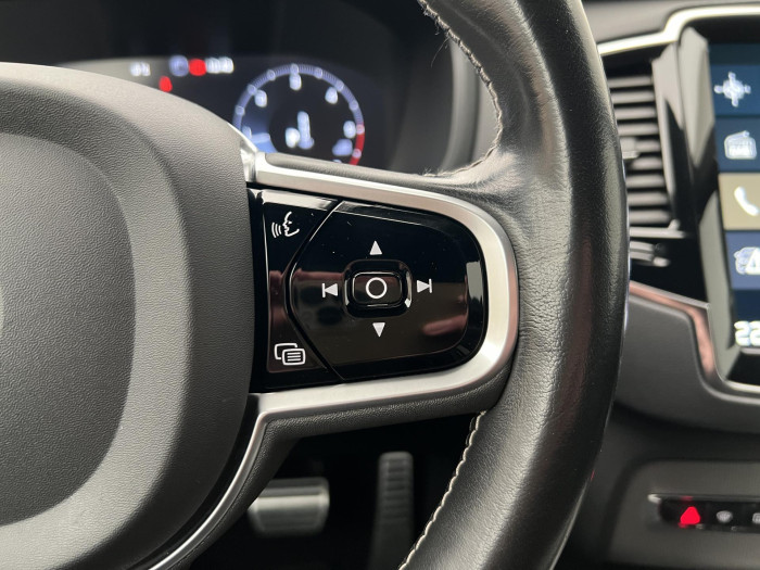 Volvo XC90 B5 AWD R-DESIGN AUT CZ