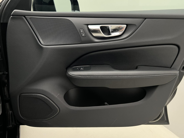 Volvo V60 D4 MOMENTUM AUT 1.maj. 2.0 d Momentum