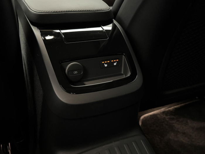 Volvo S90 T8 AWD RECHARGE ULTIMATE DARK